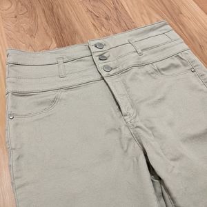 3/25 Stretch Khaki Skinny Jeans